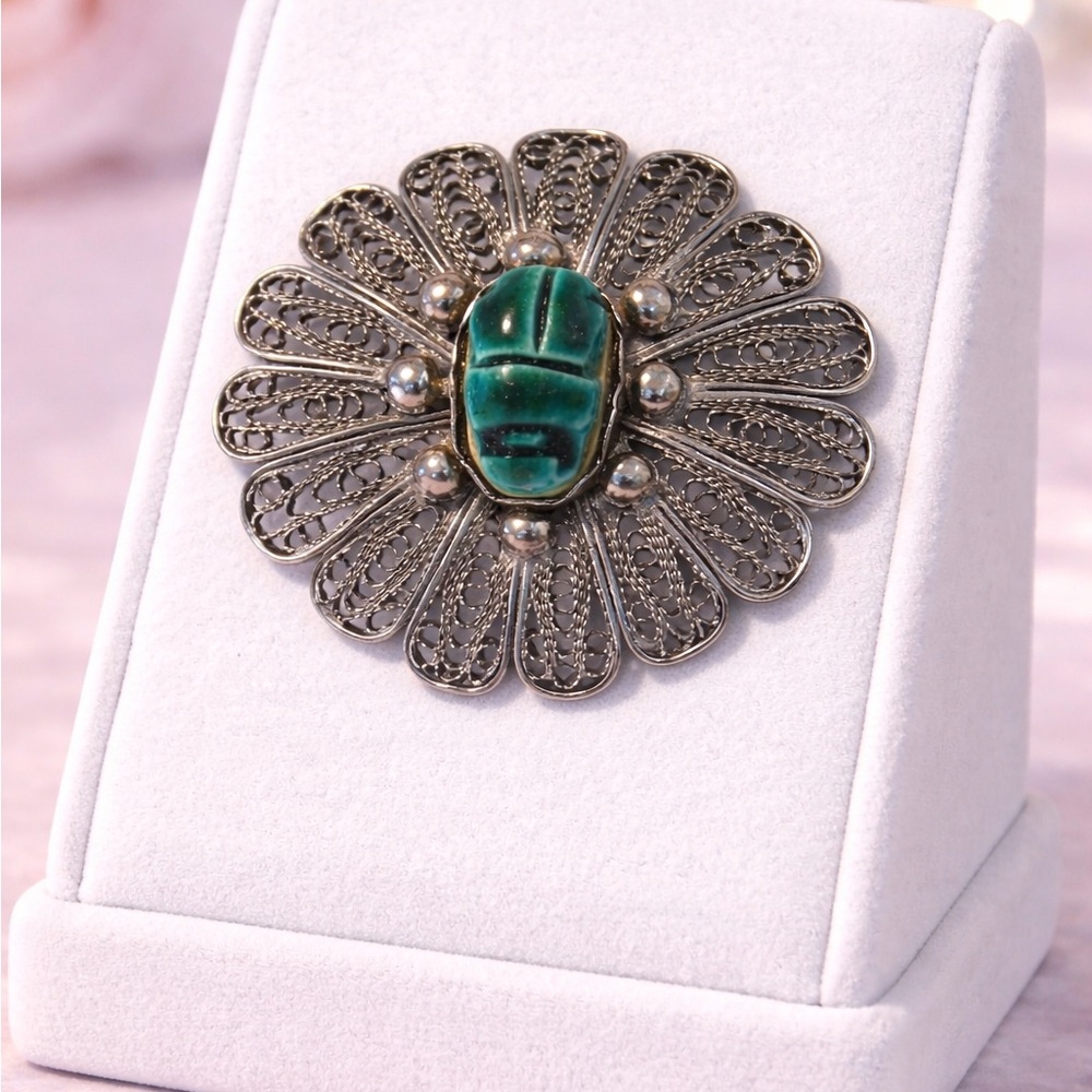 Vintage silver filigree brooch